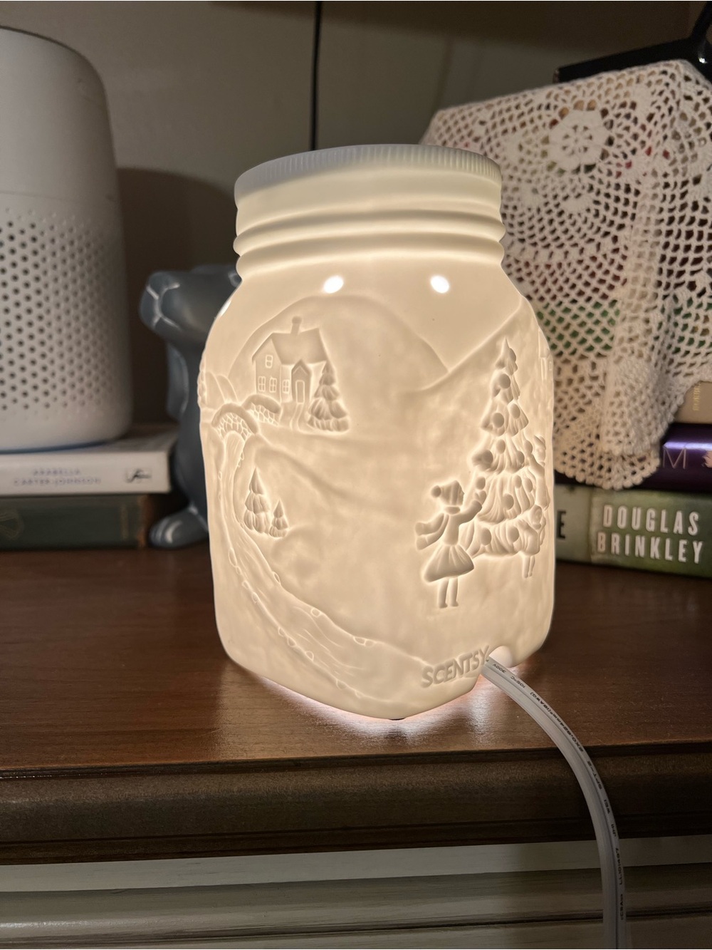 **Retired Scentsy White Ceramic Mason Jar Holiday Warmer with Winter Scene